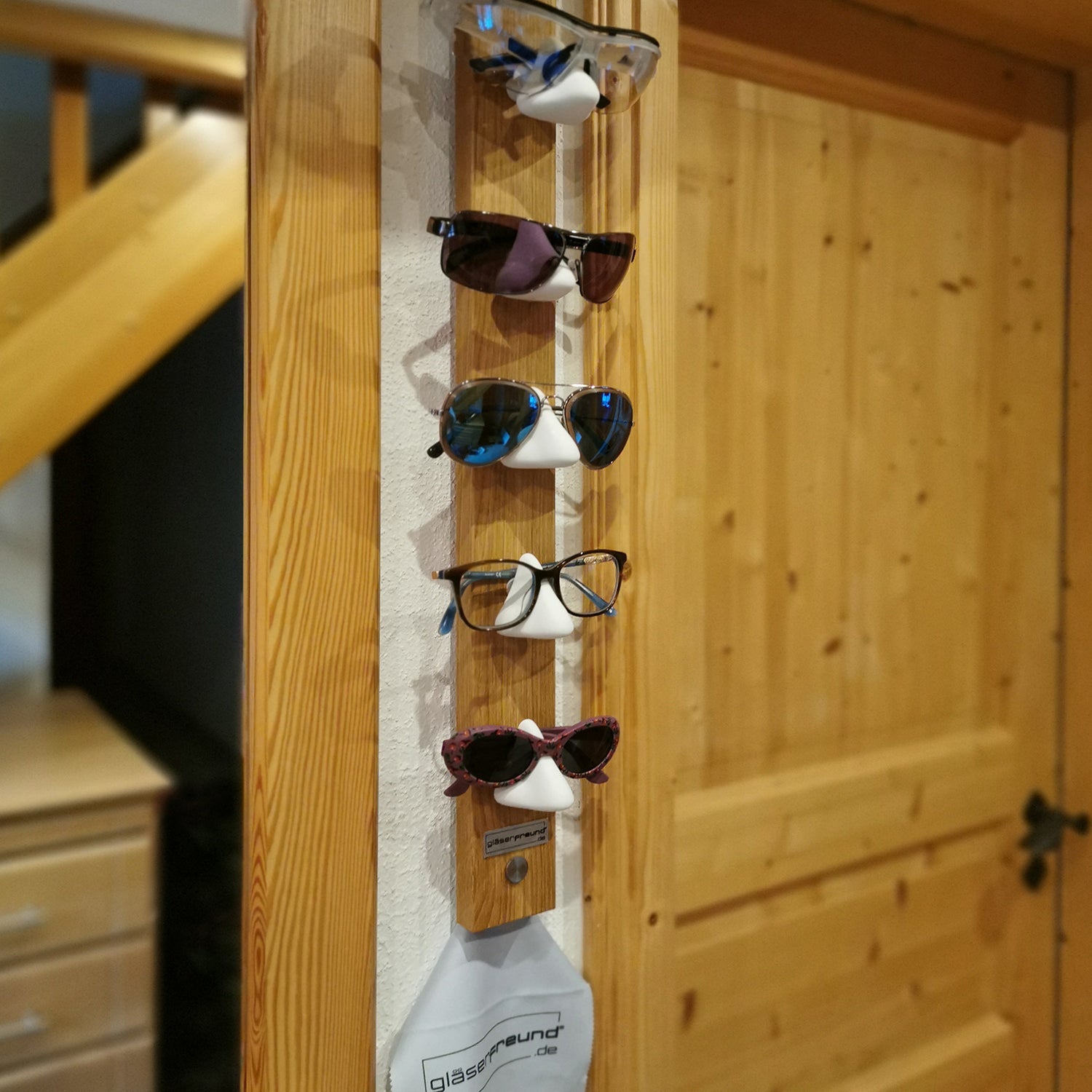 Kessy - Brillenorganizer, Brillenhalter, Brillenhalterung, Brillenregal, Brillenständer, Brillenaufbewahrung, Brillengarderobe, Brillenablage und Brillengarage
