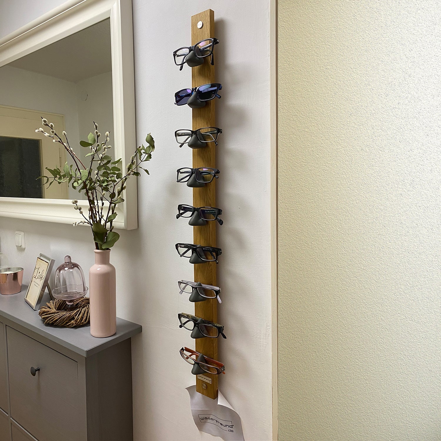Mary - Brillenorganizer, Brillenhalter, Brillenhalterung, Brillenregal, Brillenständer, Brillenaufbewahrung, Brillengarderobe, Brillenablage und Brillengarage